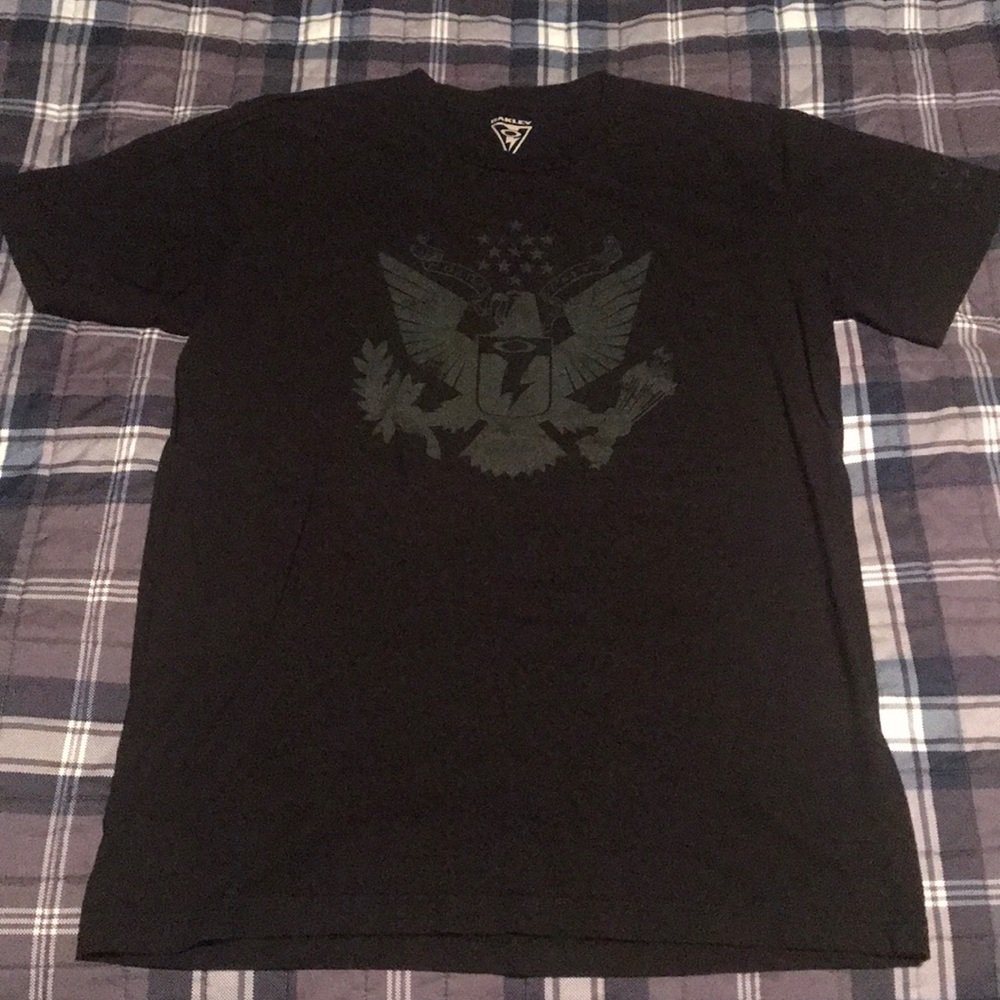 Oakley graphic tee